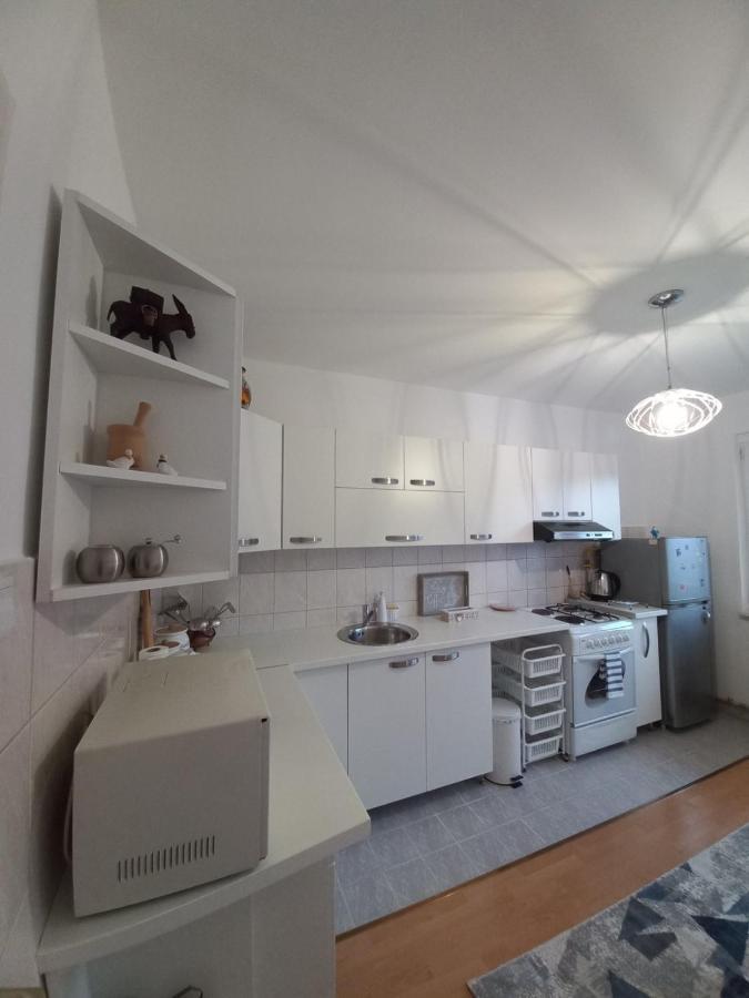 Apartment Emmi Сараево Экстерьер фото