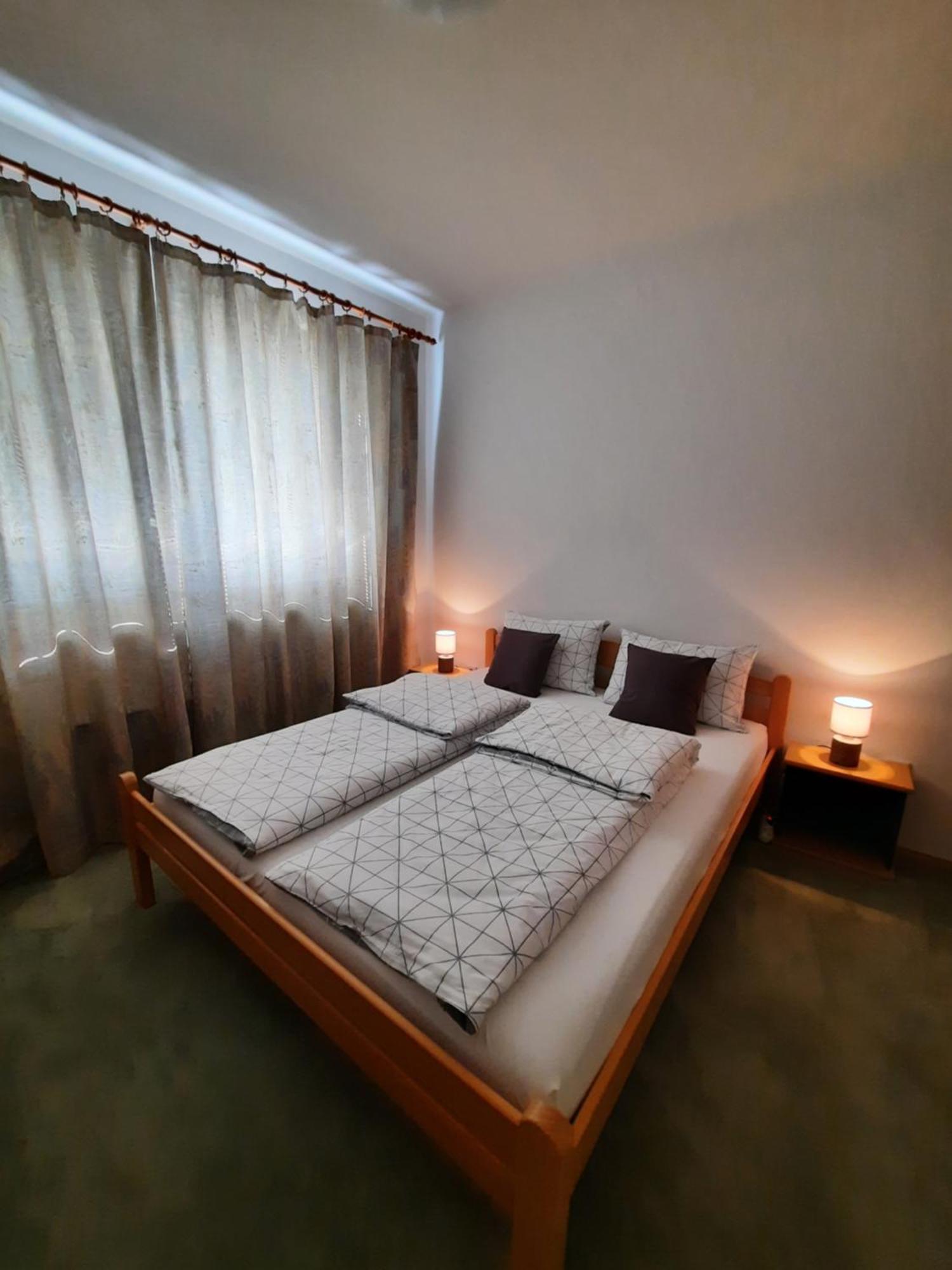 Apartment Emmi Сараево Экстерьер фото